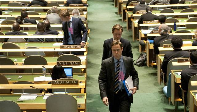 Image: Diplomats walk out of Iranian leader's speech