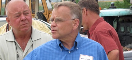 Deputy FDA Commissioner Michael Taylor addresses local farmers and media Tuesday afternoon in Riverhead, New York, 08/08/11. (photo: Time Gannon)