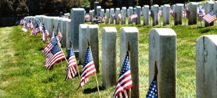 The US government reports 432 US military dead in Afghanistan and surrounding areas. (photo: John Sickels)