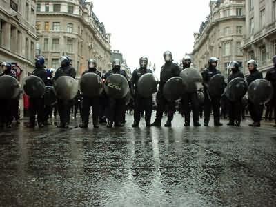 Pentagon Source Alludes to MARTIAL LAW Around July 1st 2012
